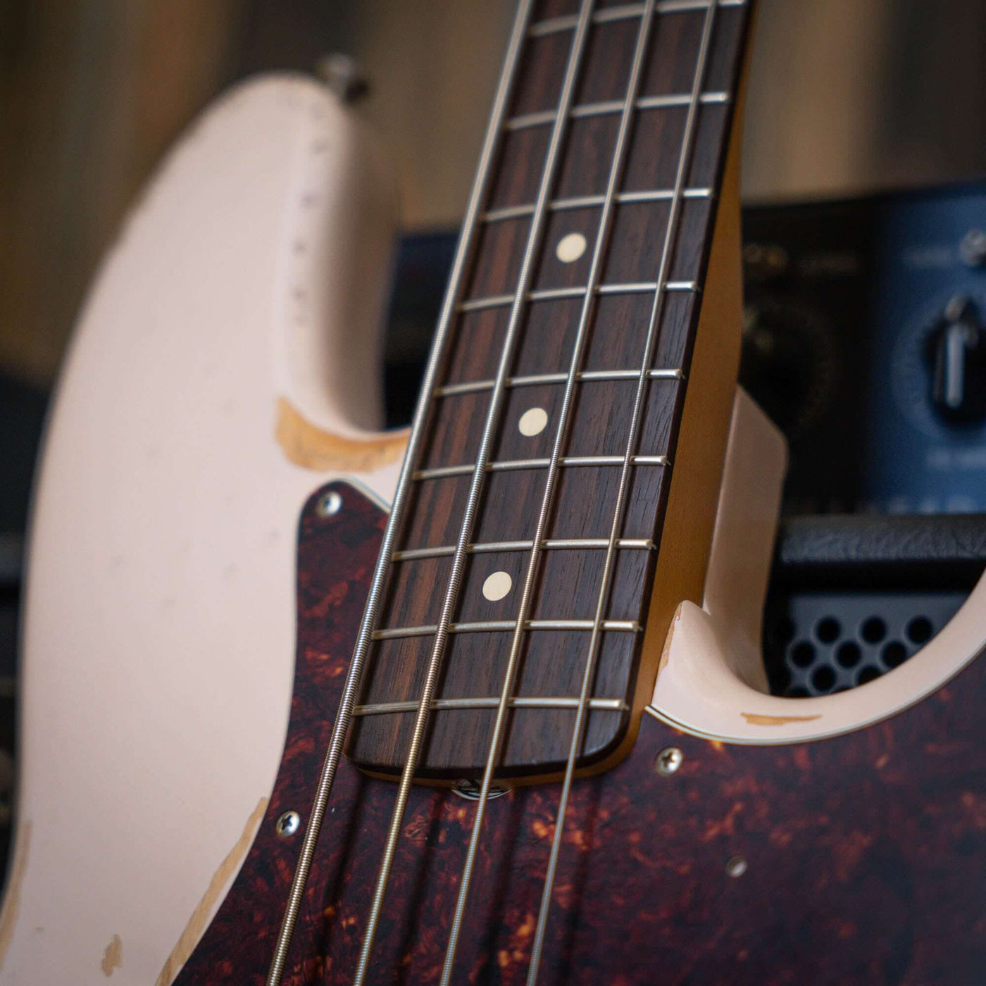 Fender Jazz Bass Flea Shell Pink 2017